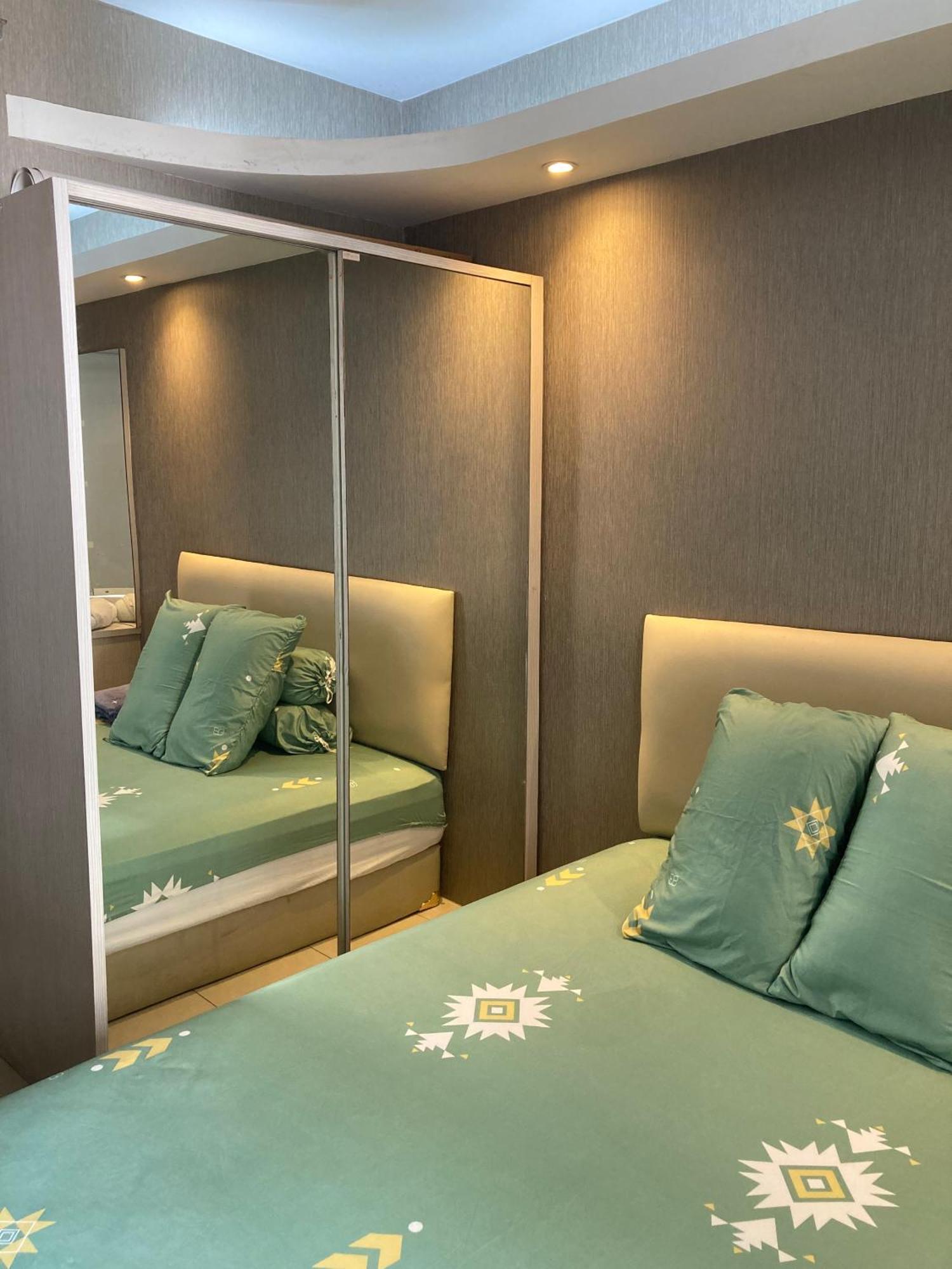 Green Bay Pluit Apartment - Indra Jakarta Eksteriør billede